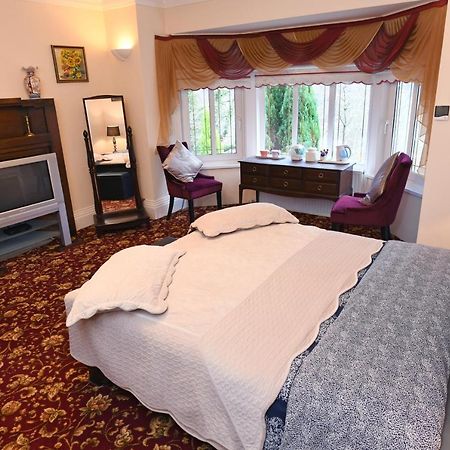 스완지 Cilbrwyn B&B 외부 사진